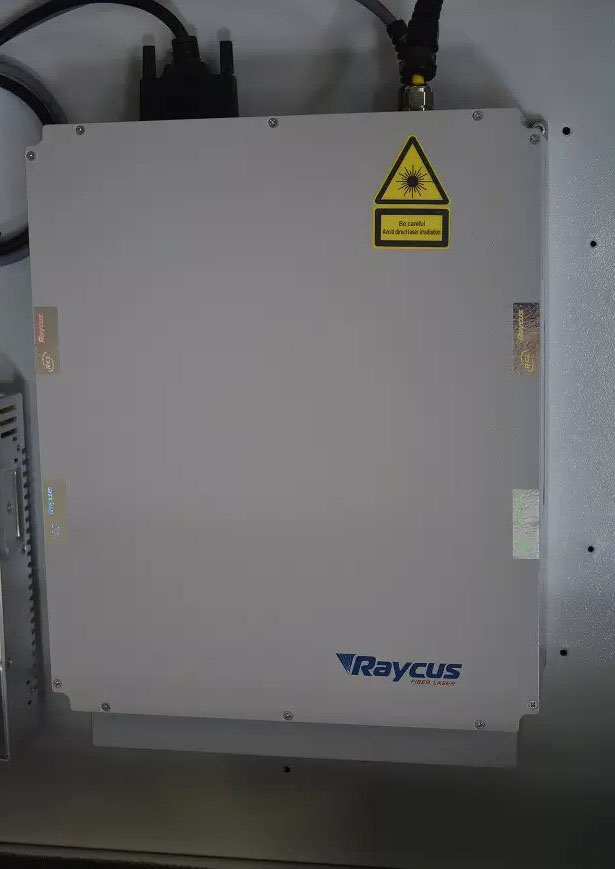 Nguồn laser Raycu